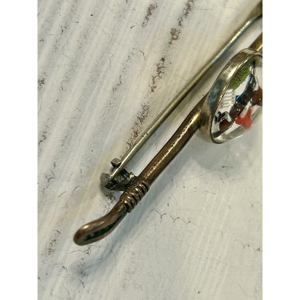 Antique VTG Intaglio Reverse Essex Crystal Horse Jockey Bar Pin Derby   C-Clasp